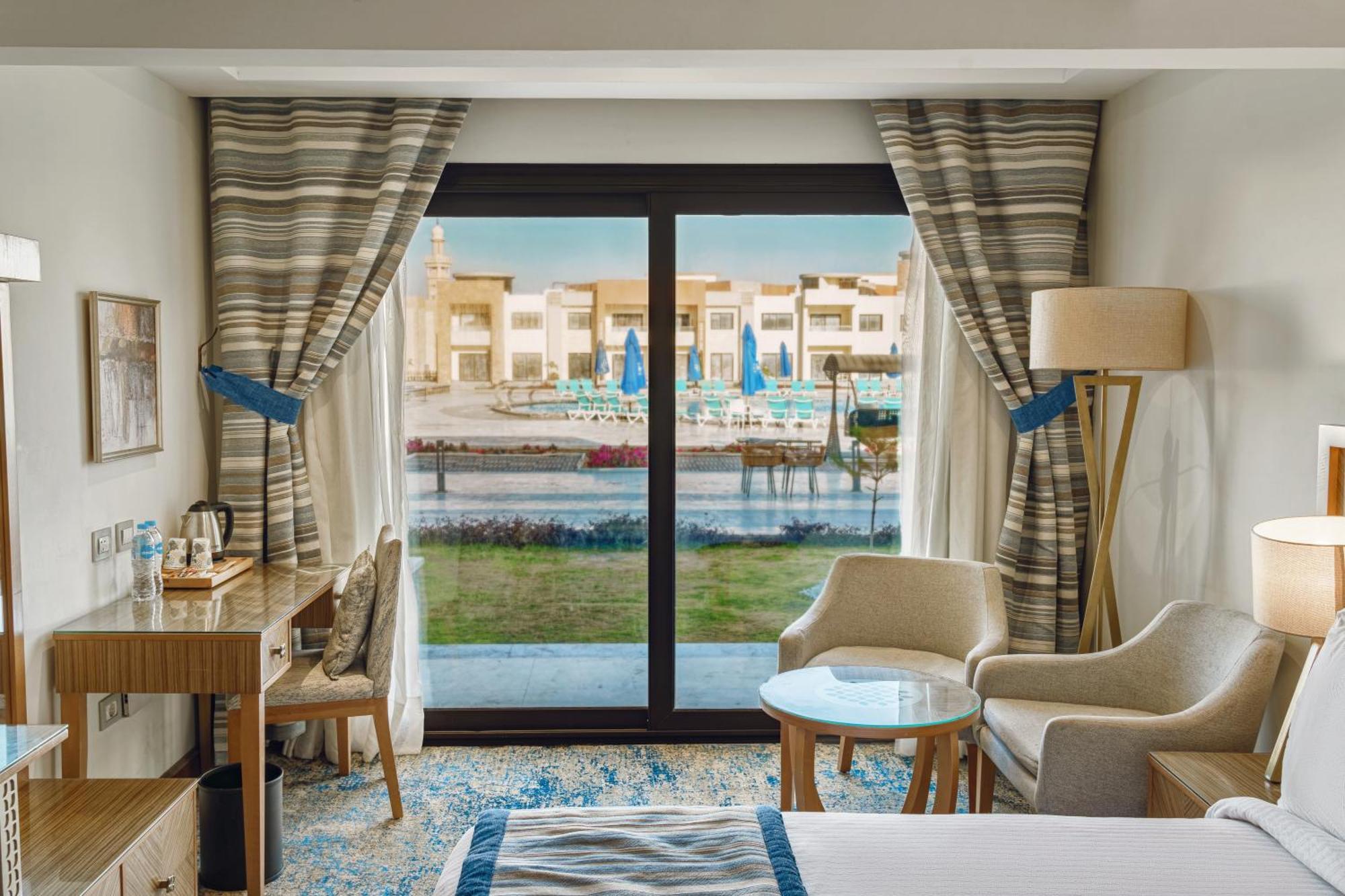 Helnan Hotel - Port Fouad Порт-Саид Экстерьер фото