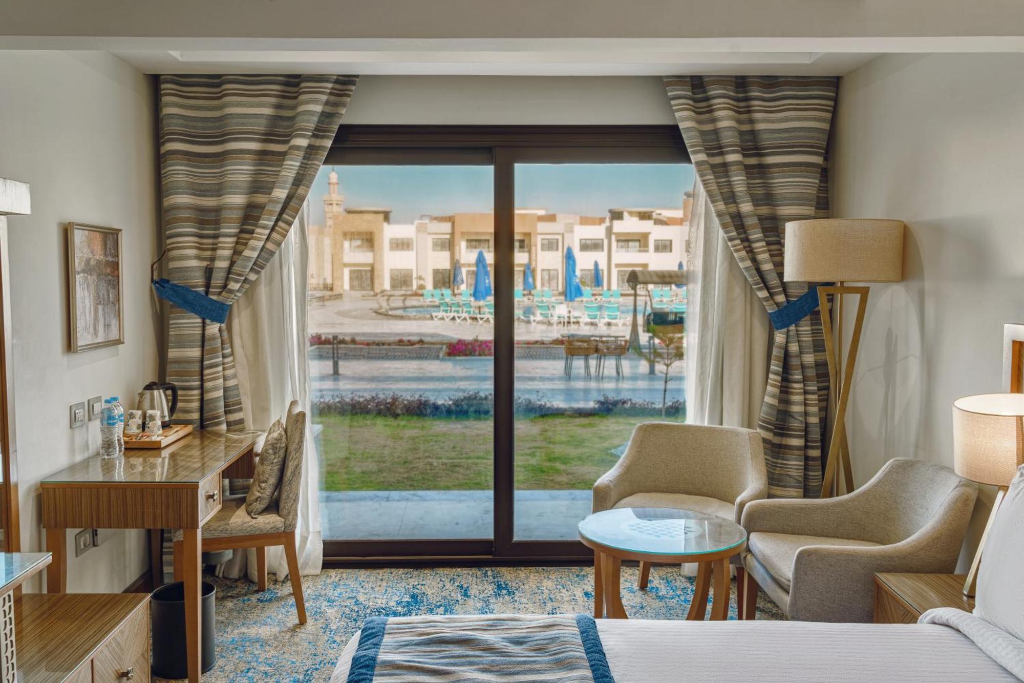 Helnan Hotel - Port Fouad Порт-Саид Экстерьер фото